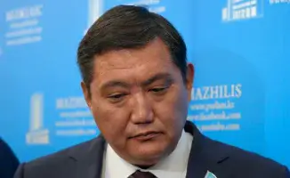 Депутат Базарбек призвал поддержать Aitu и отечественные разработки