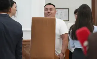 Грустный министр, смеющиеся депутаты и скорая: репортаж из-за кулис Послания Президента 2025