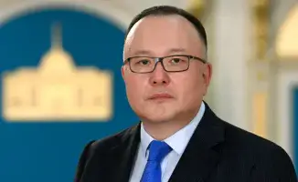 Куанышбек Есекеев назначен помощником президента Казахстана Токаева