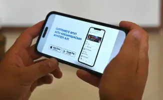 Депутат Базарбек отвергает переход на Aitu, подчеркивая независимость от правительственных инициатив, что может усугубить разрыв между властью и обществом.