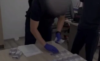 В понедельник, 22 сентября, читатели Tengrinews и Tengrinews.kz активно обсуждали несколько ключевых тем. В центре внимания оказались новости о скандале с пенсионными накоплениями, который вызвал широкий резонанс в обществе. Также в обсуждениях фигурирова