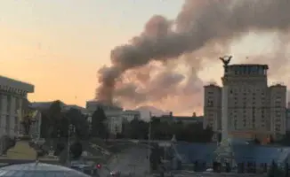 «Искандер» в ночи: российская ракета обрушила гром на здание украинского правительства