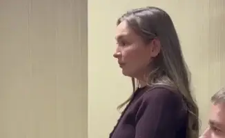 Супруга блогера Ерболата Жанабылова Эльмира Толегенова не смогла ответить на все вопросы суда в Астане