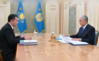 Токаев поручил акиму Астаны решить проблемы с ливневыми системами на встрече с Женисом Касымбеком