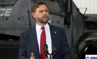 Вице-президент США Джей Ди Вэнс пригрозил России "очень плохими последствиями" за отказ от переговоров, отметив растущую нетерпеливость президента США