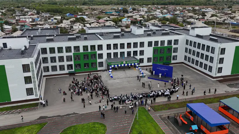 В Семее открыта новая школа на 600 мест в поселке Водный в рамках проекта 'Келешек мектептері' Астане