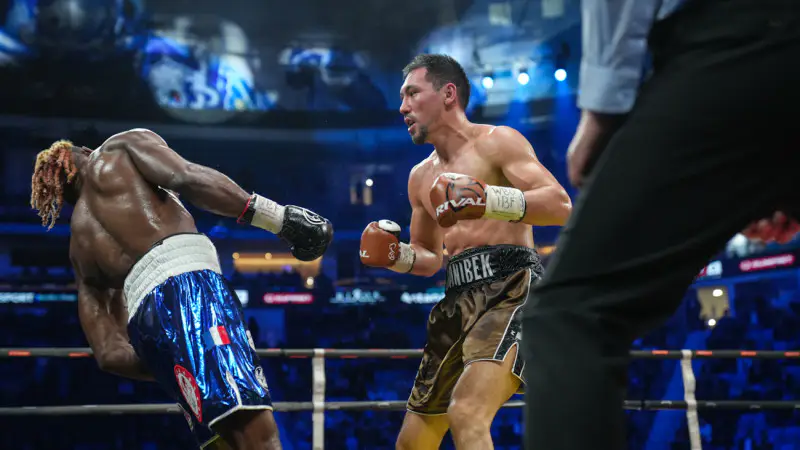 Жанибек Алимханулы критикует чемпионов мира: социальные ожидания и ответственность спортсменов Астане