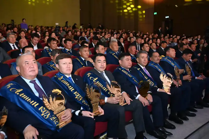 В Кызылорде состоялось торжественное мероприятие «Золотая осень-2025» (3)