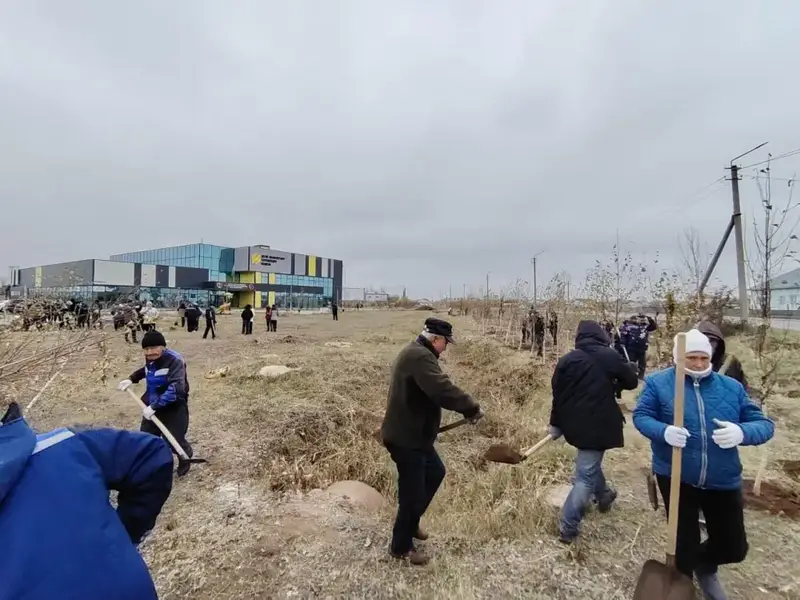 Участие 1000 спортсменов в субботнике в Астане: вклад в экологическую культуру и чистоту города Астане