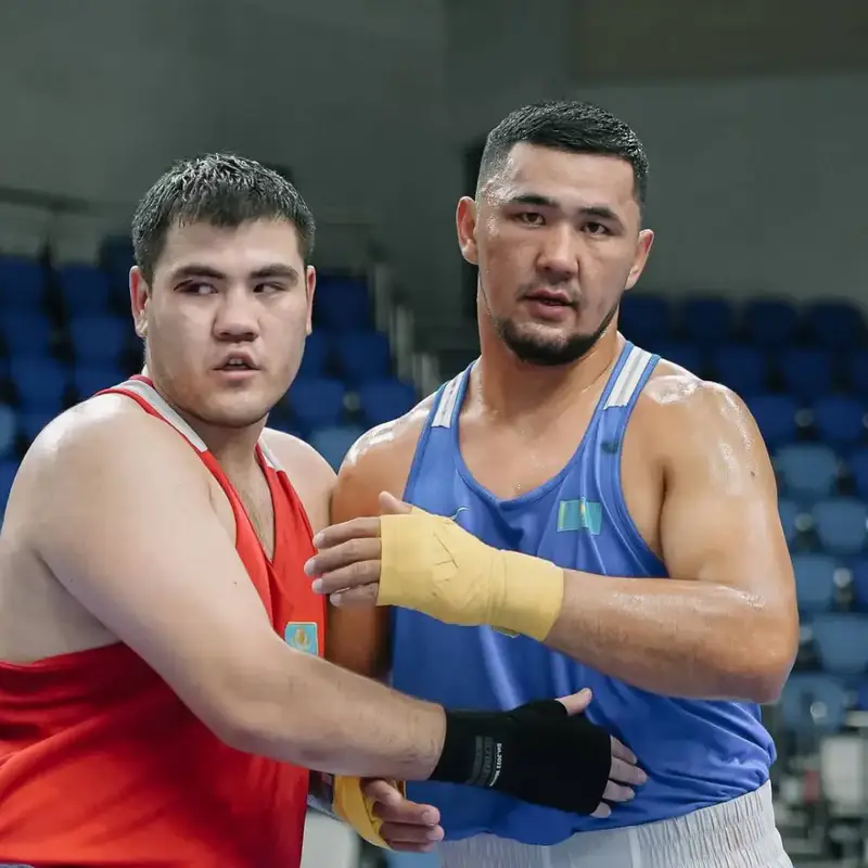 Четвертьфиналы чемпионата Казахстана по боксу: главные итоги дня (10)