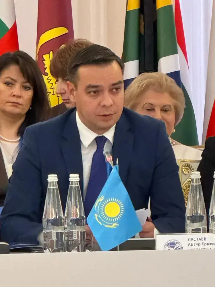 Цифровые мосты и пропасти: Омбудсмен о рисках и возможностях новой технологической эры Астане