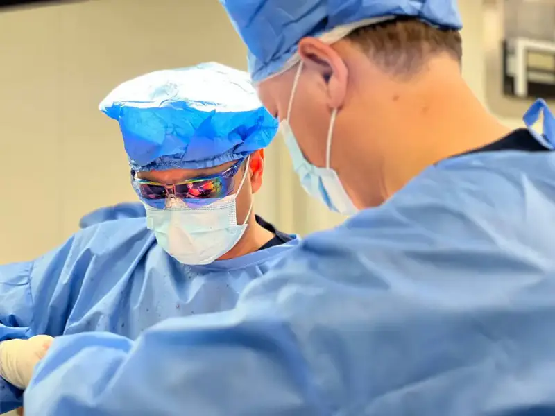 РОБОТ В ТАШКЕНТЕ: ПЕРВЫЕ ОПЕРАЦИИ ПО ЭНДОПРОТЕЗИРОВАНИЮ (3)