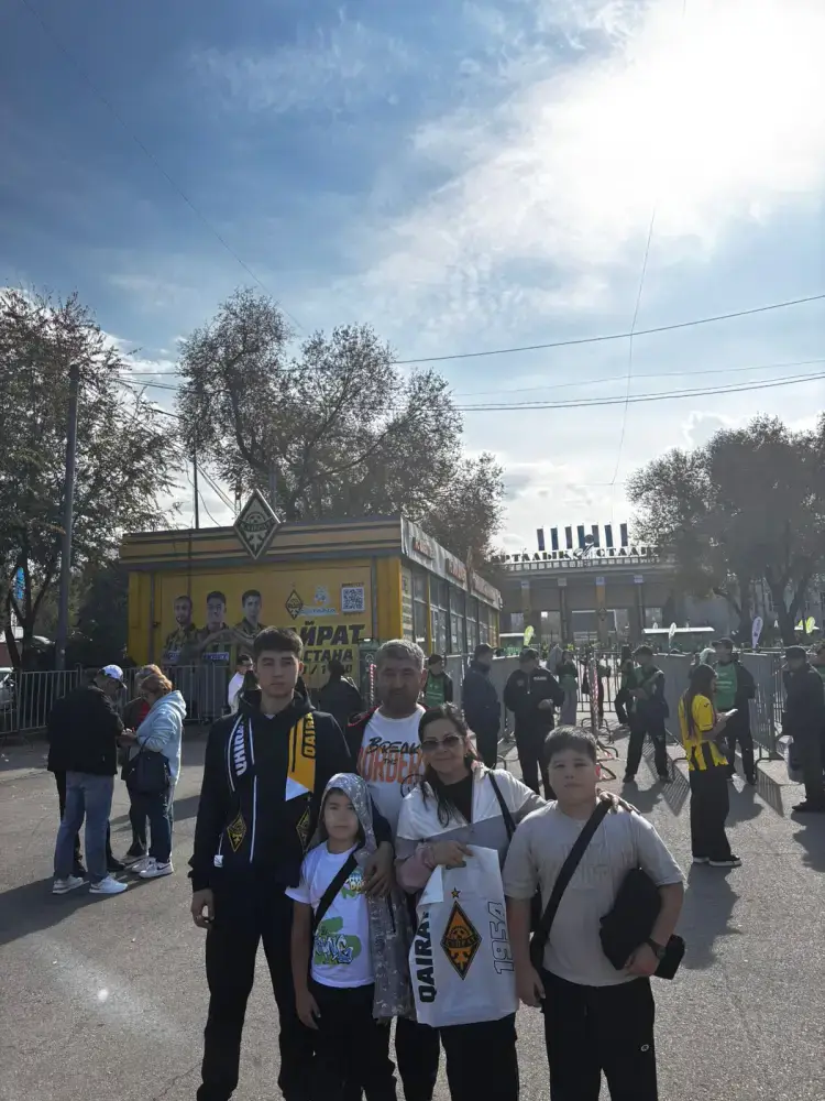 Международное футбольное событие: болельщики из Казахстана и зарубежья собрались в Алматы на матч «Кайрат» — «Астана» Астане