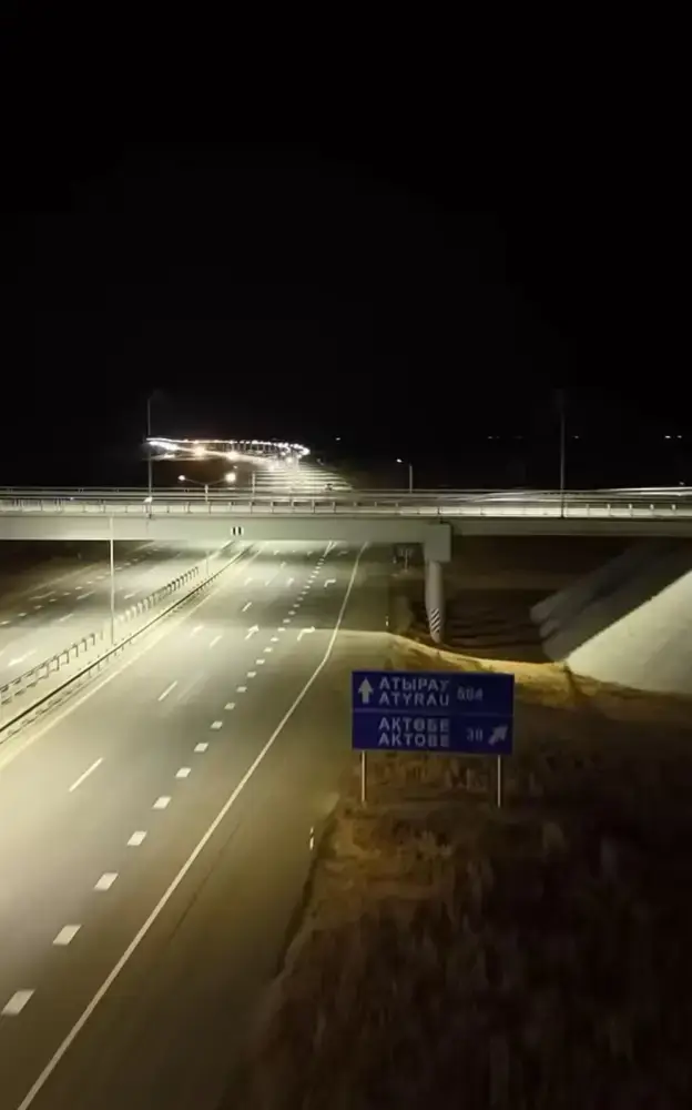 На дороге А 27 установлены новые опоры освещения и энергосберегающие лампы Астане