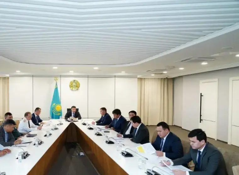 Түркістан облысында терроризмге қарсы күрес жөніндегі облыстық жедел штабының отырысы өткізілді (2)