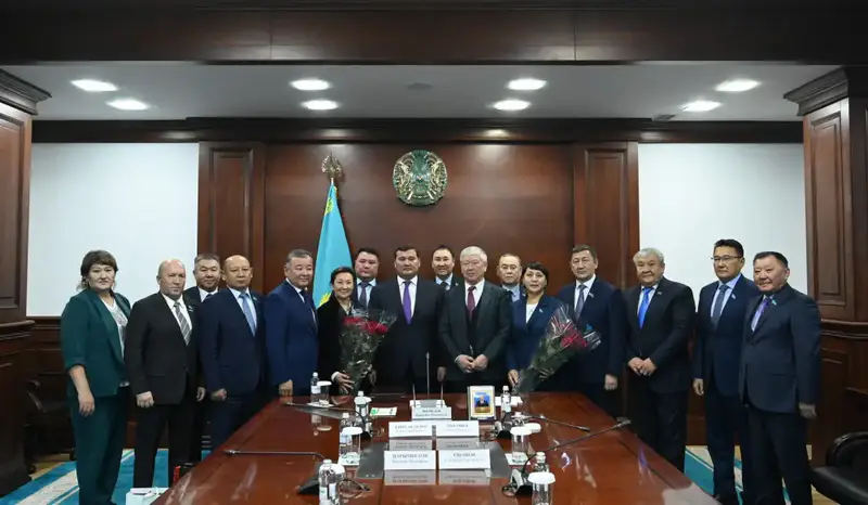 Глава региона встретился с председателями маслихатов (10)