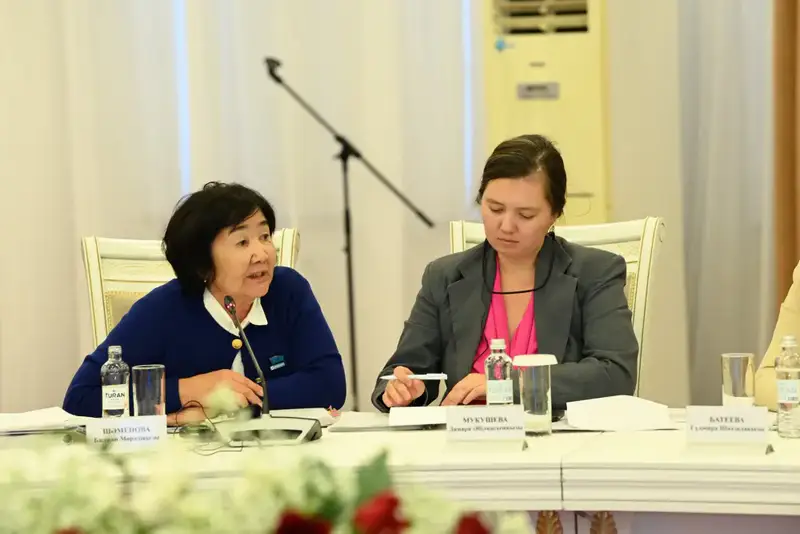 На выездном заседании обсуждены требования обновленного законодательства (5)