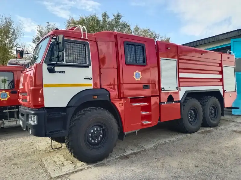 В район Мақаншы поступила новая пожарно-спасательная техника (6)