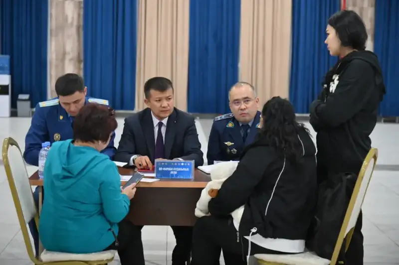 В Шымкенте прошла республиканская акция «Народный юрист» (7)