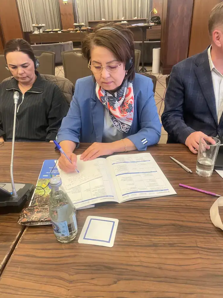 Казахстан презентует новую модель школьного питания на международном семинаре в Душанбе, подчеркивая стандарты и здоровье детей. Астане