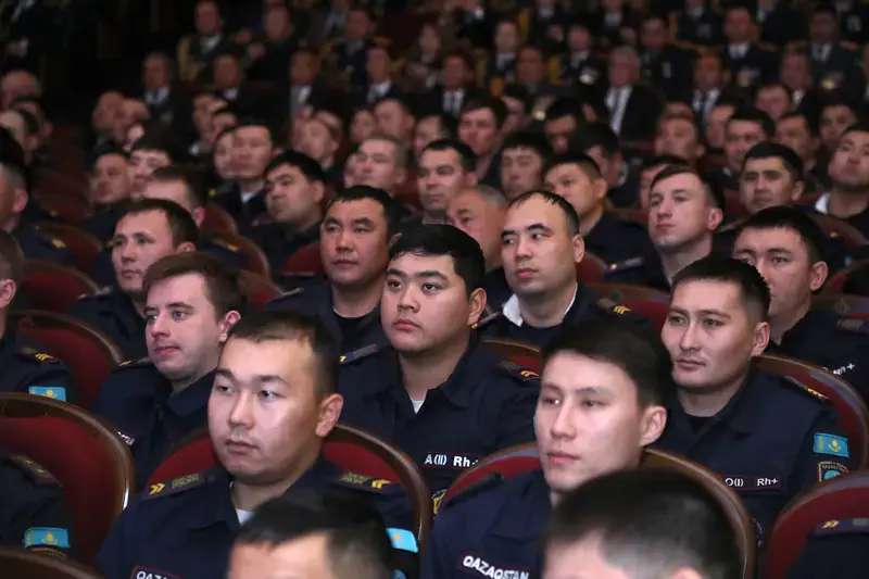 Спасателей Карагандинской области поздравили с профессиональным праздником (4)