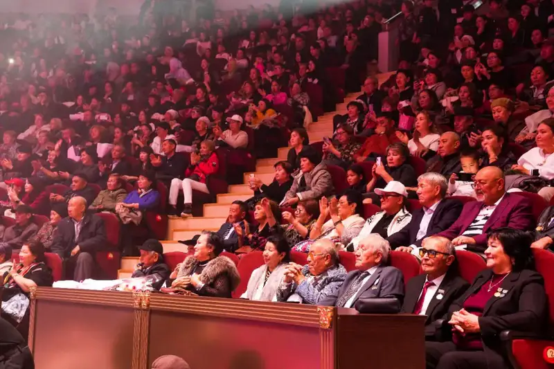 Республиканскому эстрадно-цирковому колледжу имени Жусипбека Елебекова - 60 лет (6)