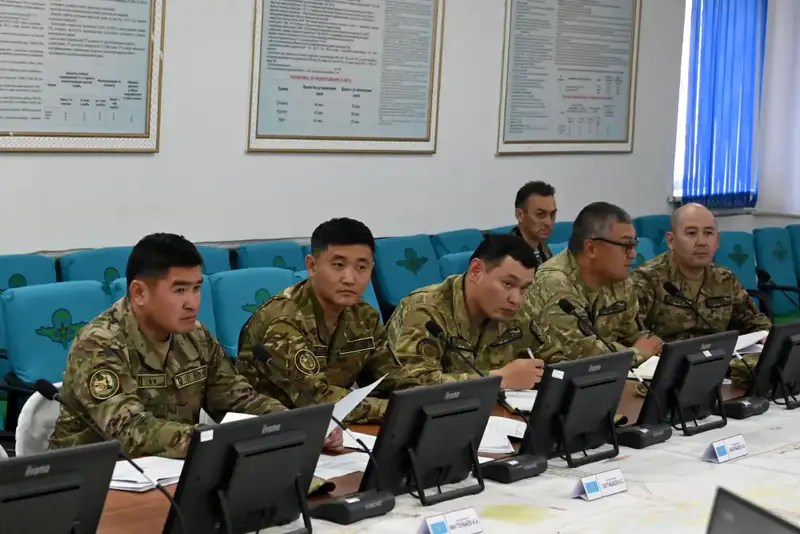 Заместитель министра обороны проверил готовность южных гарнизонов к зимнему периоду (5)