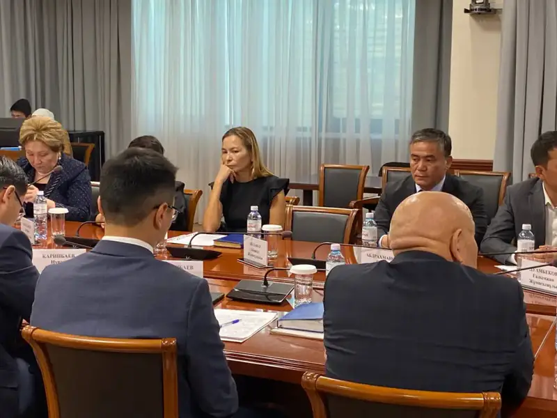 Обсуждены вопросы развития туризма и спорта с представителями НПО (3)