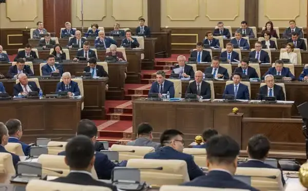 Нацкомпании делятся дивидендами для экономического роста Астане