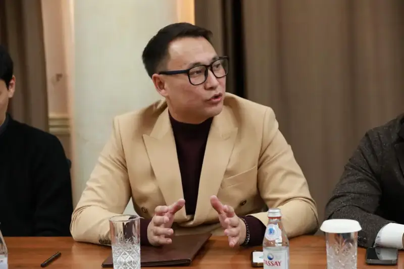 Депутаты, спортсмены, полицейские и блогеры объединились для борьбы с наркопреступностью в Астане (2)