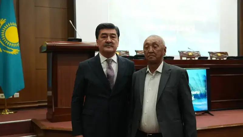 В Минэкологии прошло торжественное мероприятие ко Дню работников лесного хозяйства (9)