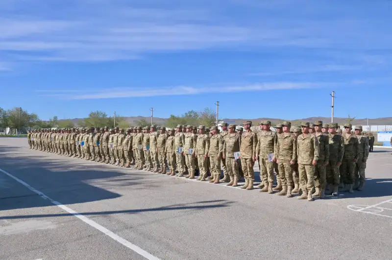 Заместитель министра обороны проверил готовность южных гарнизонов к зимнему периоду (7)