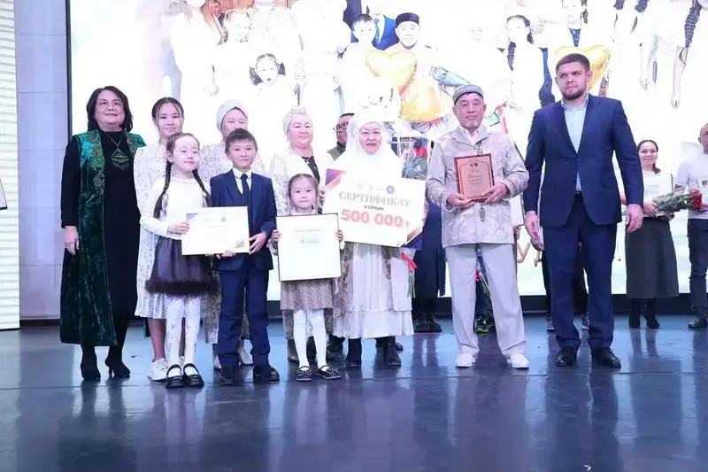 Семья из Сарани представит Карагандинскую область на республиканском этапе конкурса «Мерейлі отбасы» (6)