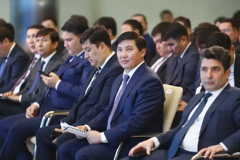 Казахстан и Азербайджан подписали 16 меморандумов и намерены удвоить товарооборот (2)