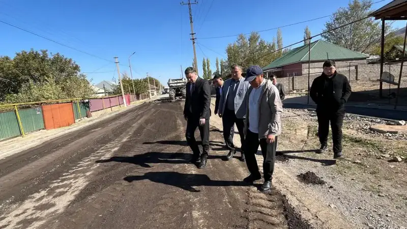 ТУРКЕСТАН: В ТЮЛЬКУБАСЕ УЛИЦЫ ПОЛУЧАЮТ НОВУЮ ЖИЗНЬ С ПОМОЩЬЮ БЕТОНА И АСФАЛЬТА Астане