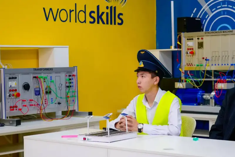 Новые IT-специальности в транспорте и логистике: в Астане проходит международный форум (6)