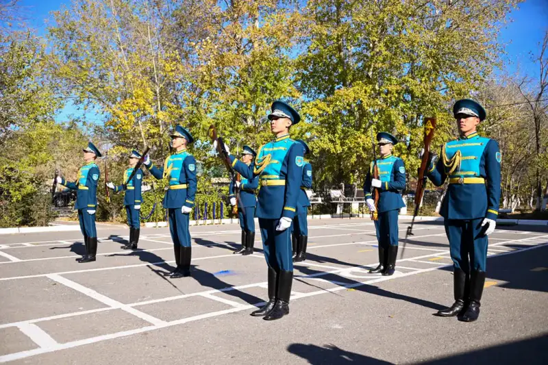 Столичные школьники вступили в ряды движения «Жас сарбаз» (5)