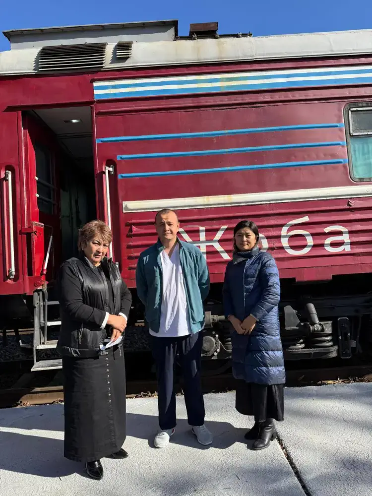 ОКОЛО 3 ТЫСЯЧ ЖИТЕЛЕЙ ОБЛАСТИ ЖЕТЫСУ ПОЛУЧИЛИ ПОМОЩЬ НА МЕДИЦИНСКОМ ПОЕЗДЕ «САЛАМАТТЫ ҚАЗАҚСТАН» (3)