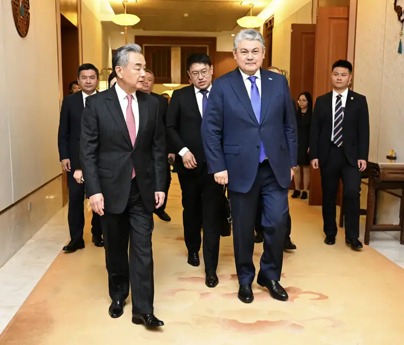 Министры иностранных дел Казахстана и Китая наметили перспективы укрепления вечного всестороннего стратегического партнёрства (5)