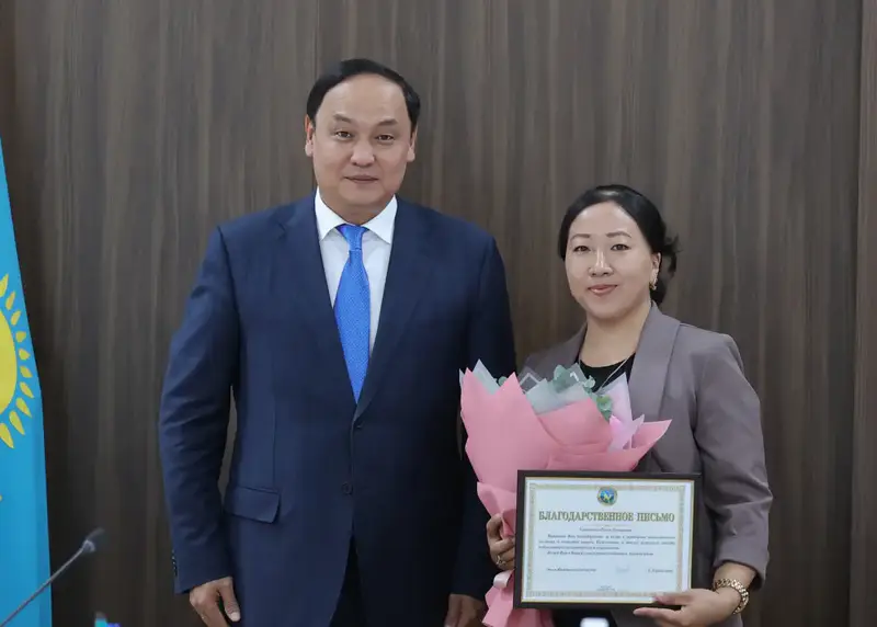 Ербол Карашукеев принял участие в расширенном заседании Совета регионального АНК (3)