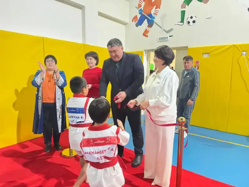 В Астане открыт спортзал по қазақ күресі в средней школе №106 имени Айдоса Нугымарова Астане