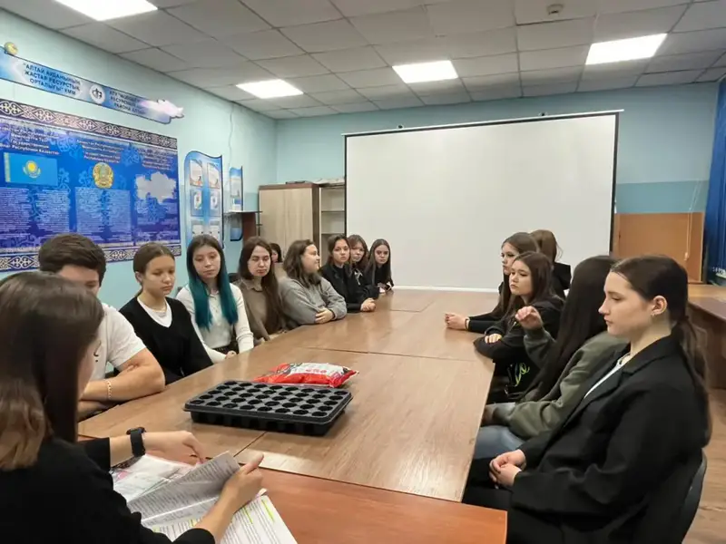 В Алтае ВКО прошёл круглый стол «Чистота природы - будущее страны» (5)