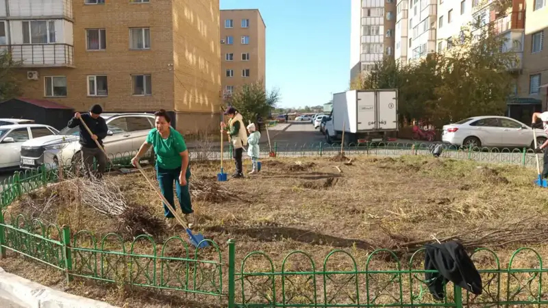 Масштабный общегородской субботник стартовал в Астане (3)