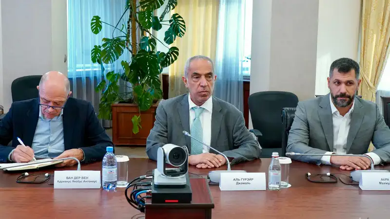 Серик Жумангарин обсудил с президентом компании Al Khaleej Sugar ход реализации проекта строительства крупнейшего сахарного завода в Казахстане (3)