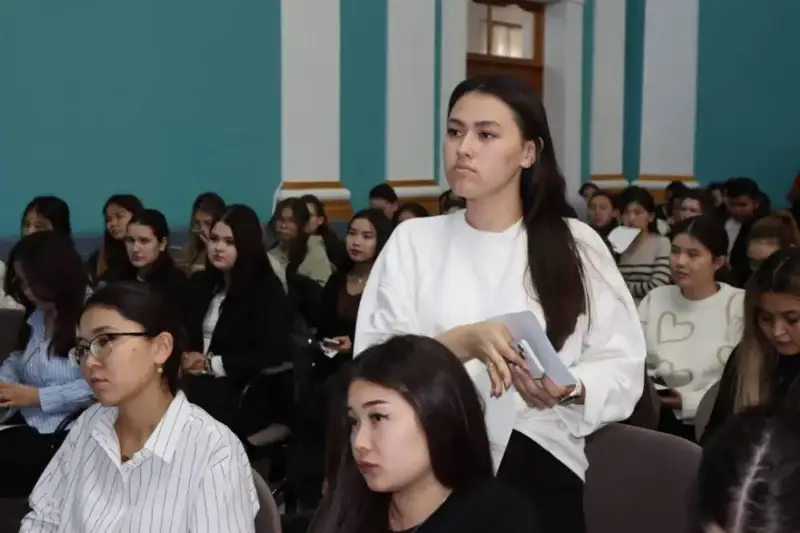 Студенты Западно-Казахстанского университета участвуют в борьбе с интернет-мошенничеством Астане