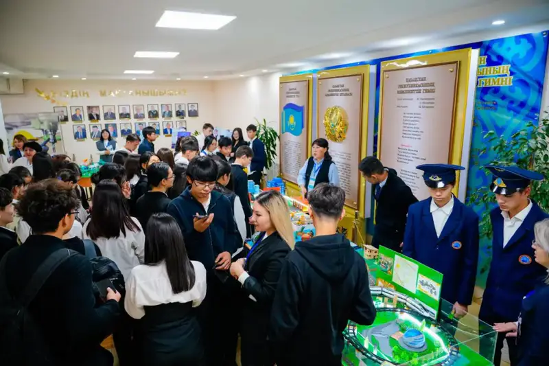 Новые IT-специальности в транспорте и логистике: в Астане проходит международный форум (7)