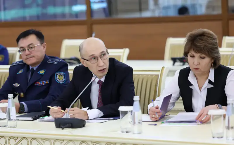 Министр обороны обозначил необходимость совершенствования жилищного законодательства (4)