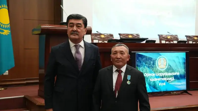 В Минэкологии прошло торжественное мероприятие ко Дню работников лесного хозяйства (6)