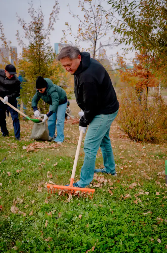 Зеленая волна: Министерство науки и высшего образования РК на передовой борьбы за чистоту природы в рамках акции «Таза Қазақстан» Астане
