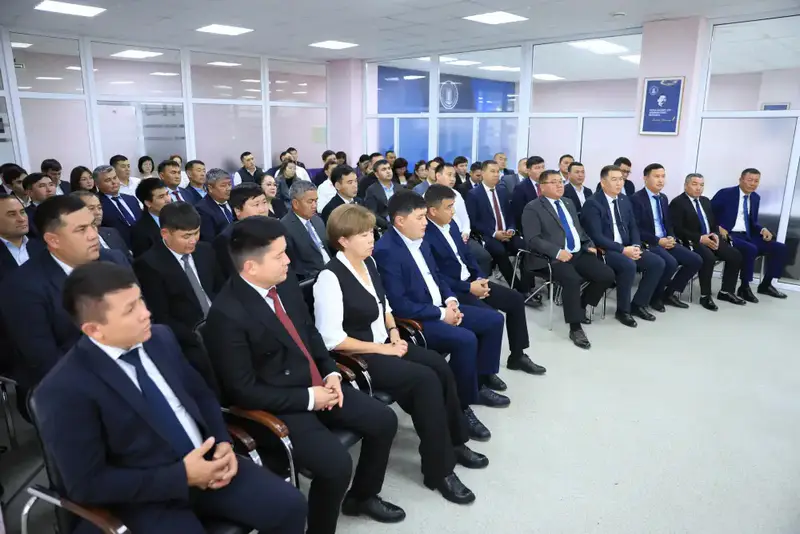 Асхат Шахаров провел мотивационную встречу со слушателями Академии государственного управления (3)